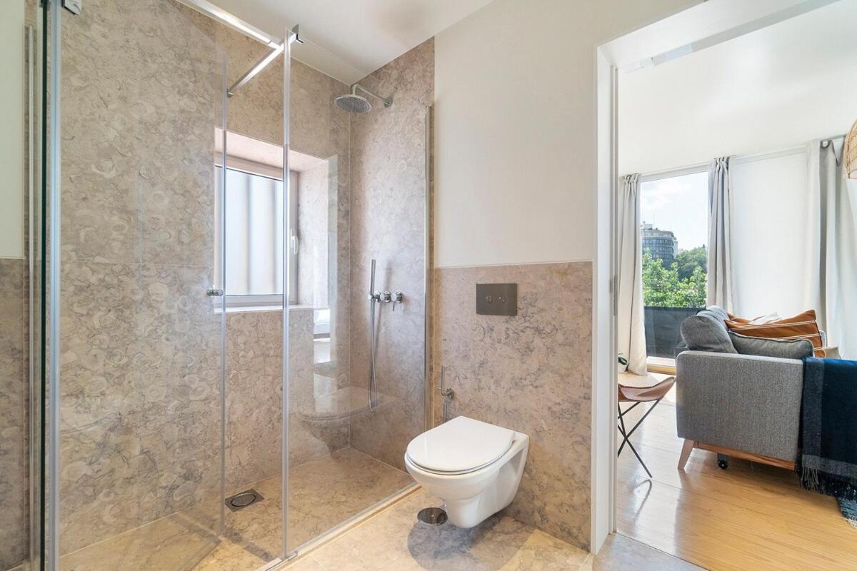 Modern 1 Bedroom Lisbon Apartment With Balcony Экстерьер фото